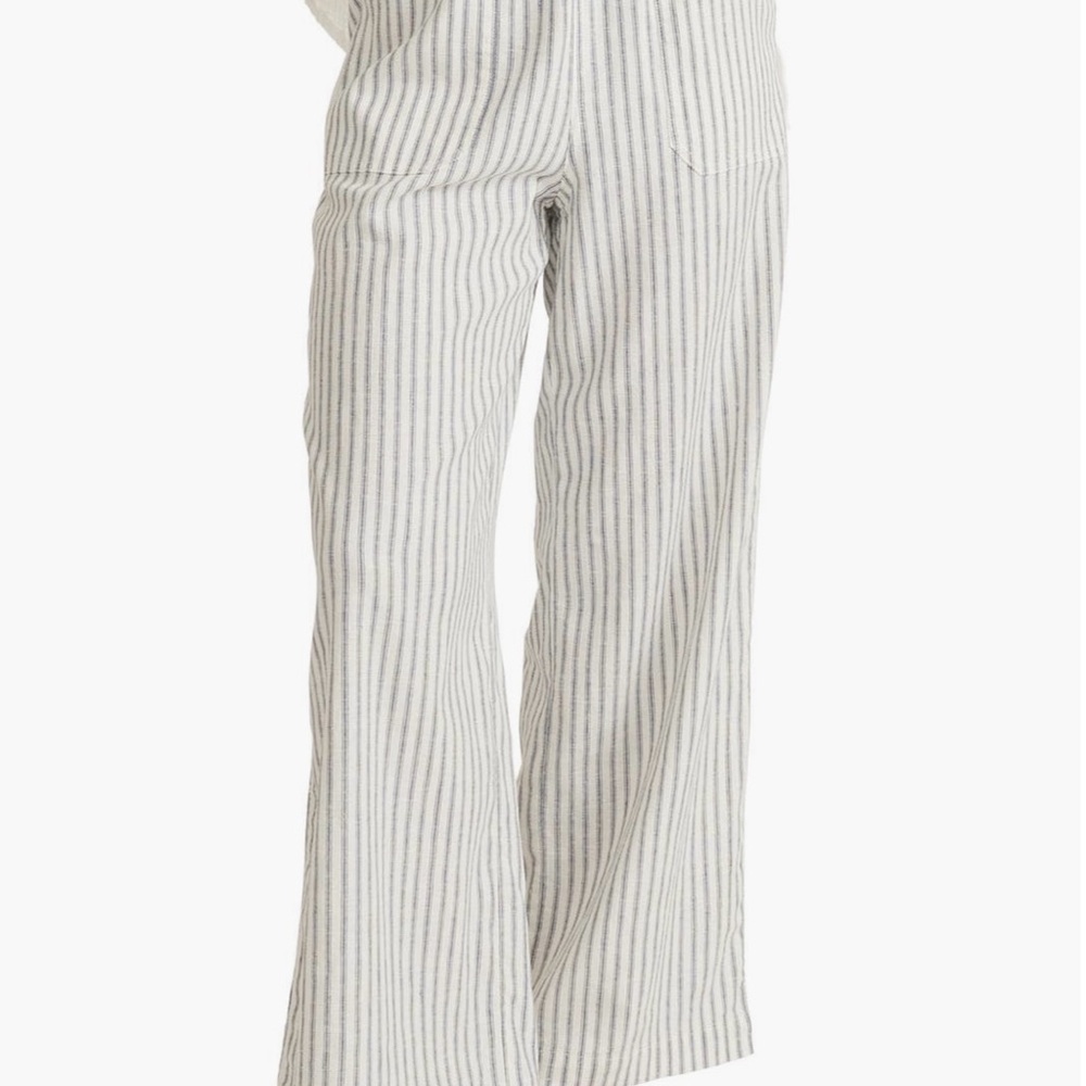 Marine Layer White and Navy Wide Leg Pants - Picture 8 of 9